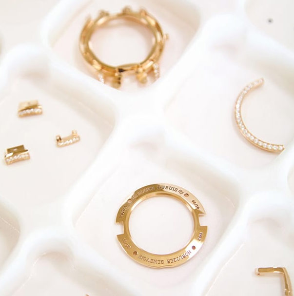 Install Movement into Case and Perform Testing after Component Cleaning-Lanzhou Longines Official Service Outlets
